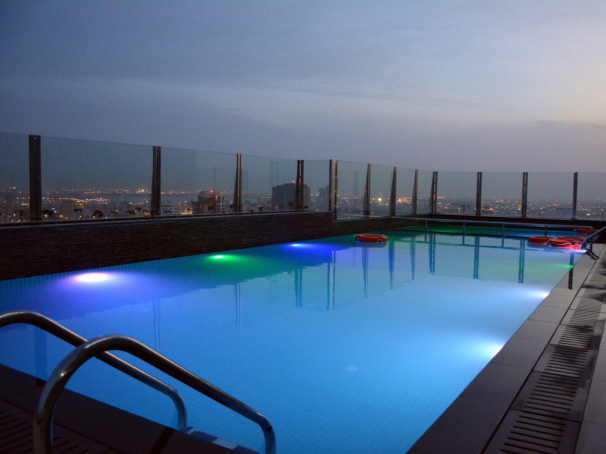 Juffair Avenue Suites Manama Exterior photo