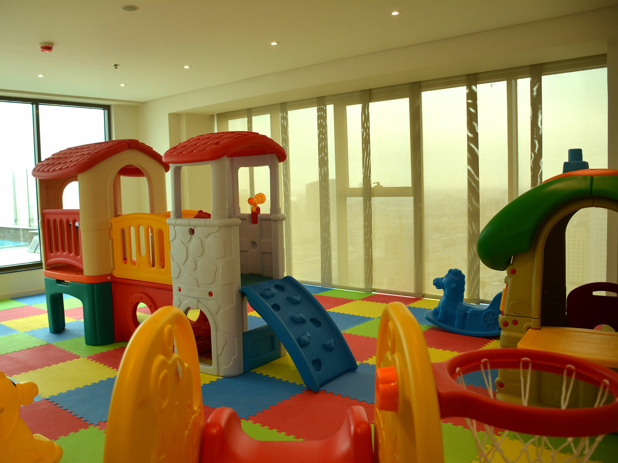 Juffair Avenue Suites Manama Exterior photo